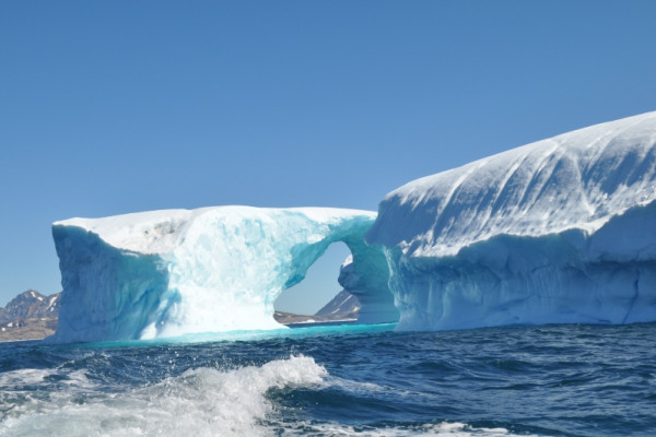 Eiskunst von der Natur geschaffen. (Travel To Life)